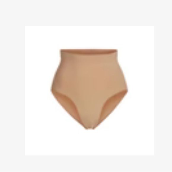 New in box Skims Sculpting mid waist brief S/M buff color - Picture 3 of 3